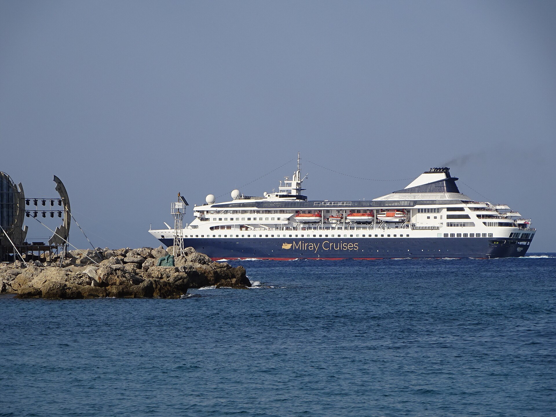 The Ship Meant for a Three-Year World Cruise Is Being Auctioned for Scrap