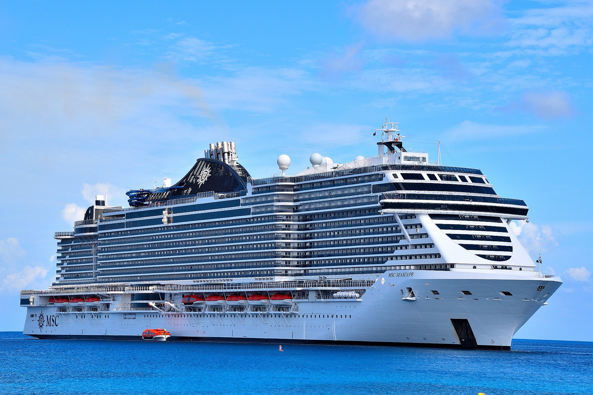 “Where’s My $1,100?” The Cruise Hot Tub Showdown and the Booking Trap Behind It