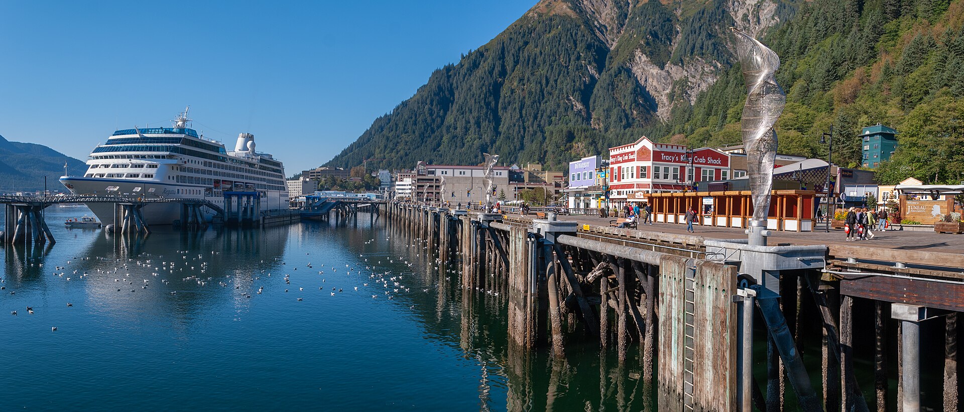 What to Pack for a Cruise to Alaska in September, the Wettest Month of the Season