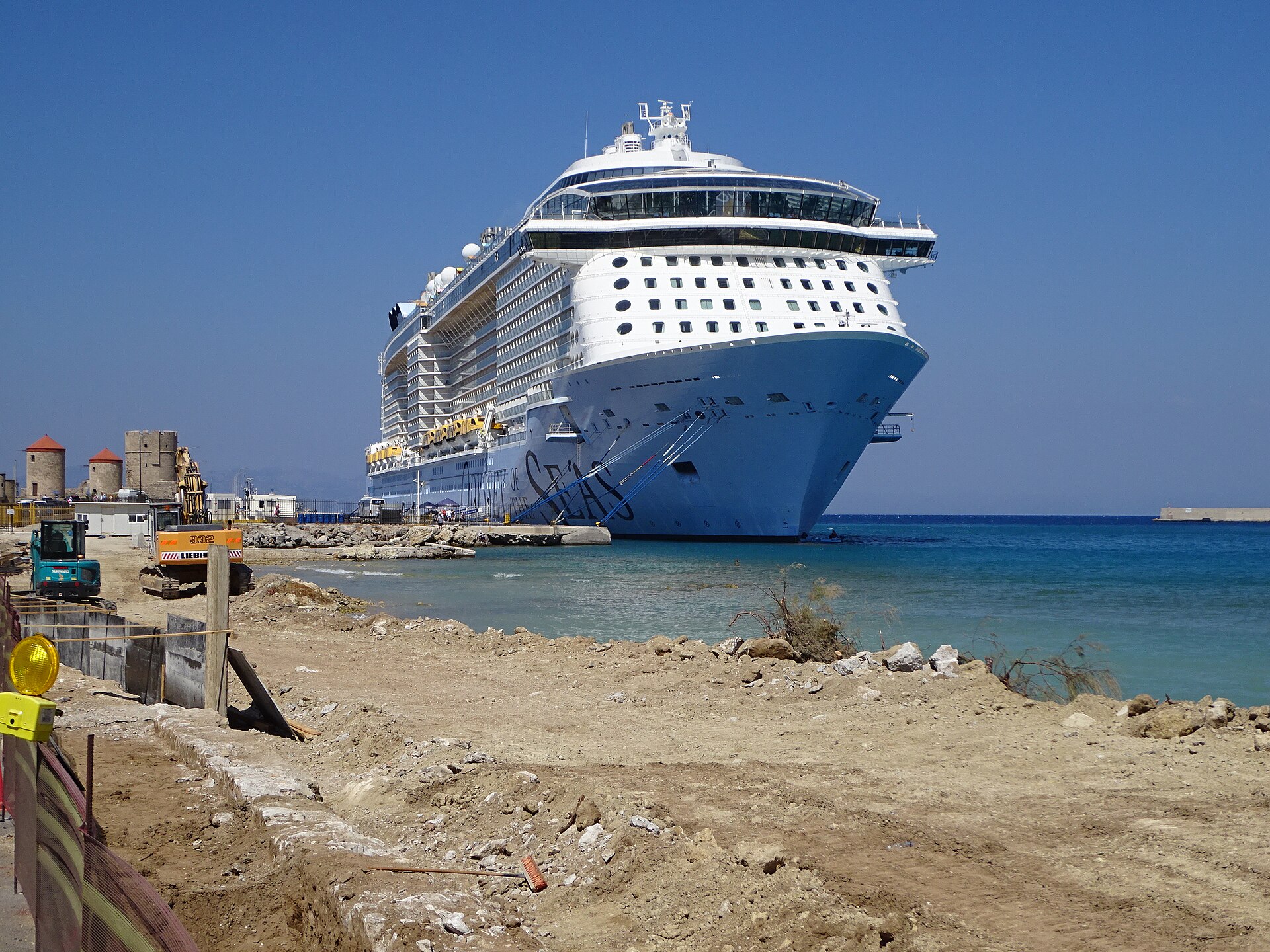 Found Alive in the Ionian Sea After About 20 Hours: The Odyssey of the Seas Rescue, Explained
